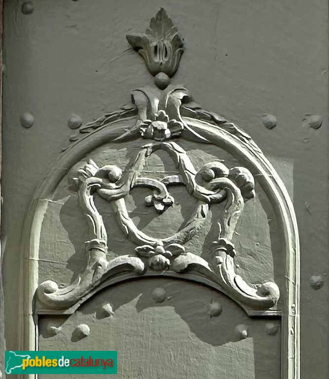 Tossa de Mar - Porta del segle XVIII. Detall (Foto: Albert Esteves, 2025) Tossa de Mar - Porta del segle XVIII. Detall