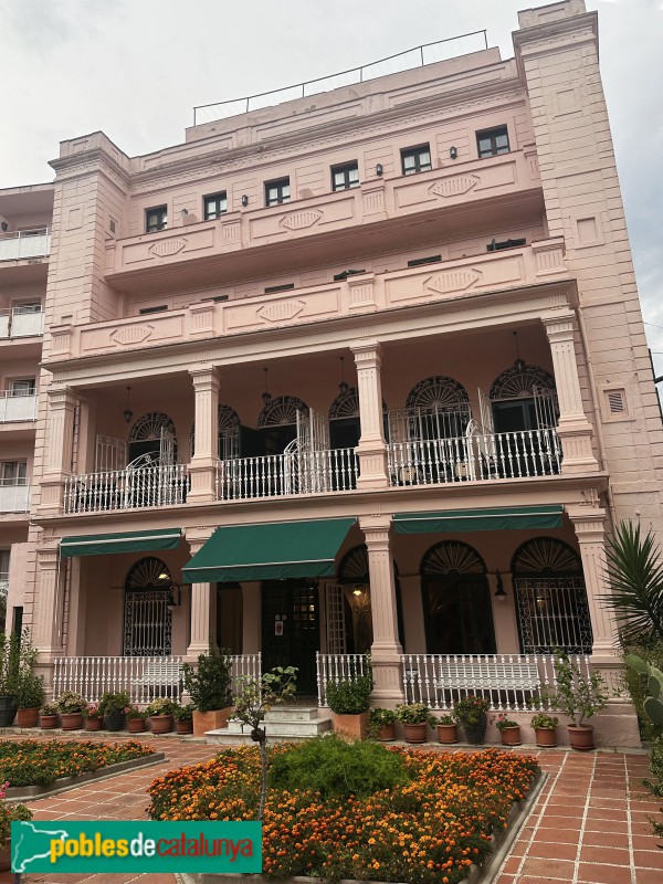Lloret de Mar - Casa Guillemet (Hotel Guitart Rosa) (Foto: Albert Esteves, 2025) Lloret de Mar - Casa Guillemet (Hotel Guitart Rosa)