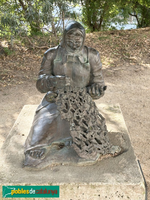 Tossa de Mar - Escultura <i>Remendadora</i> (Foto: Albert Esteves, 2025) Tossa de Mar - Escultura <i>Remendadora</i>