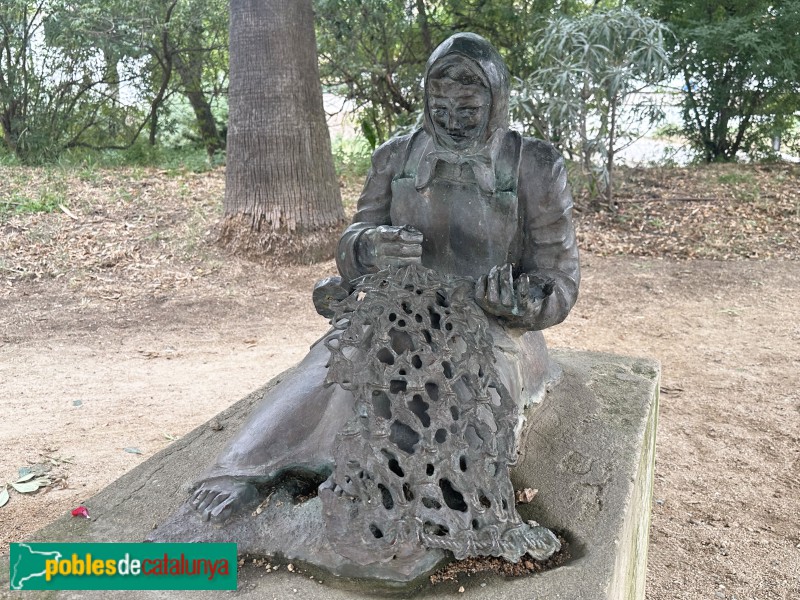 Tossa de Mar - Escultura <i>Remendadora</i> (Foto: Albert Esteves, 2025) Tossa de Mar - Escultura <i>Remendadora</i>