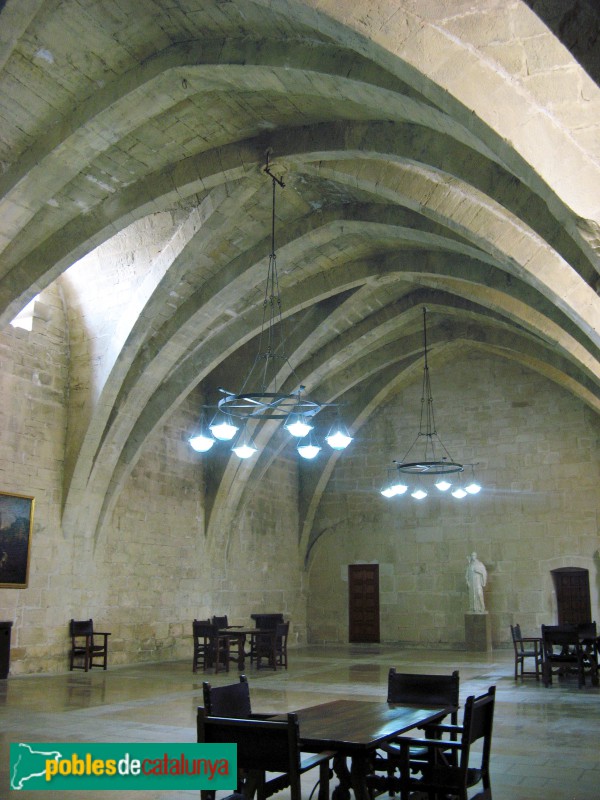 Monestir de Poblet - Sala dels cups (Foto: Albert Esteves, 2009) Monestir de Poblet - Sala dels cups