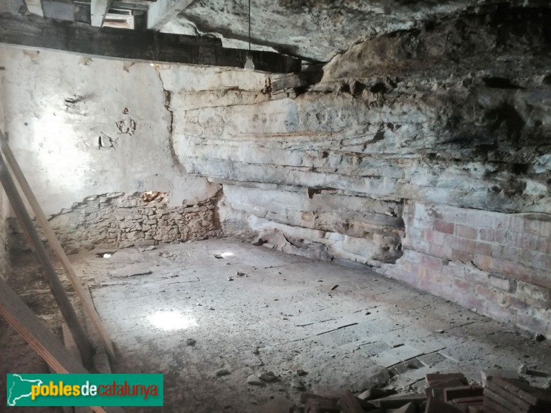 Castellcir - Mas d'Esplugues (Foto: Valentí Pons, 2025) Castellcir - Mas d'Esplugues