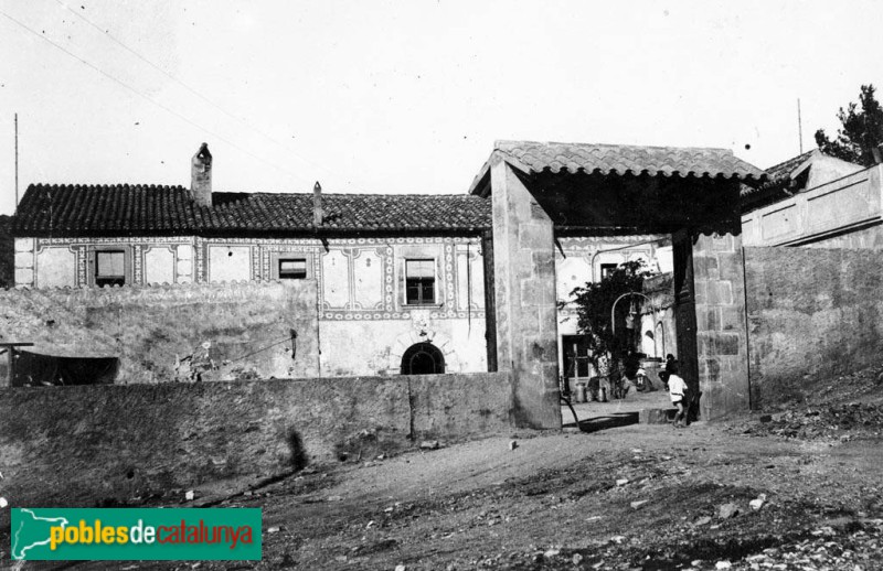 Sant Just Desvern - Can Cardona (Foto: <i>Antoni Gallardo -Arxiu Fotogràfic Centre Excursionista de Catalunya-</i>, 1919) Sant Just Desvern - Can Cardona