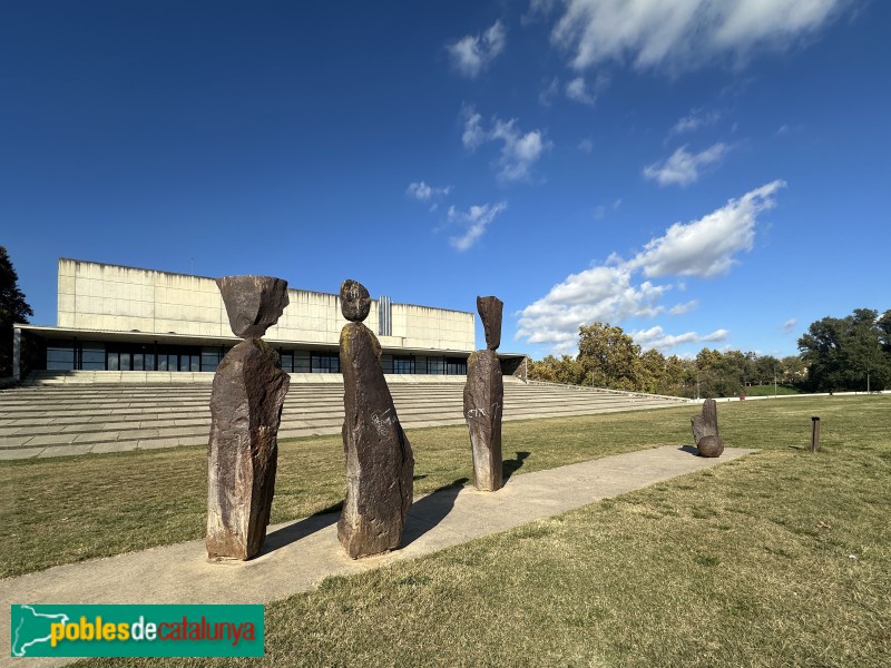 Girona - Escultura <i>La Família</i>