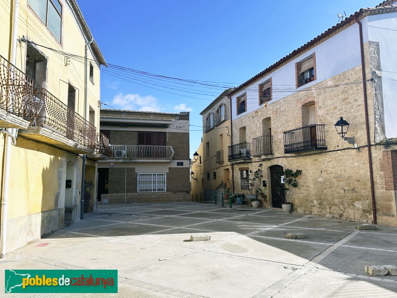 Puigverd de Lleida - Plaça de Catalunya o del Carbó