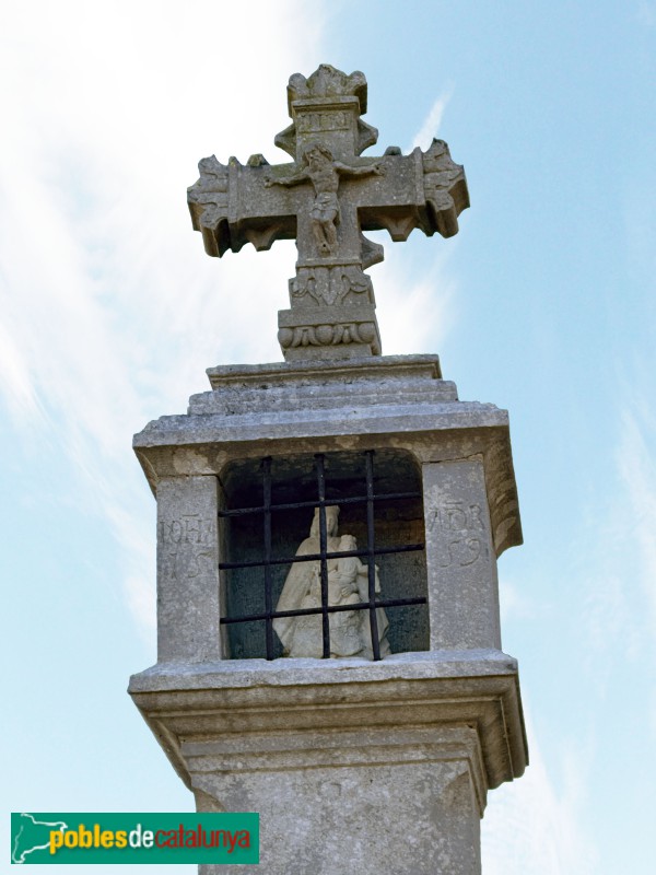 Viladasens - Creu amb capelleta de Ca l'Adroer