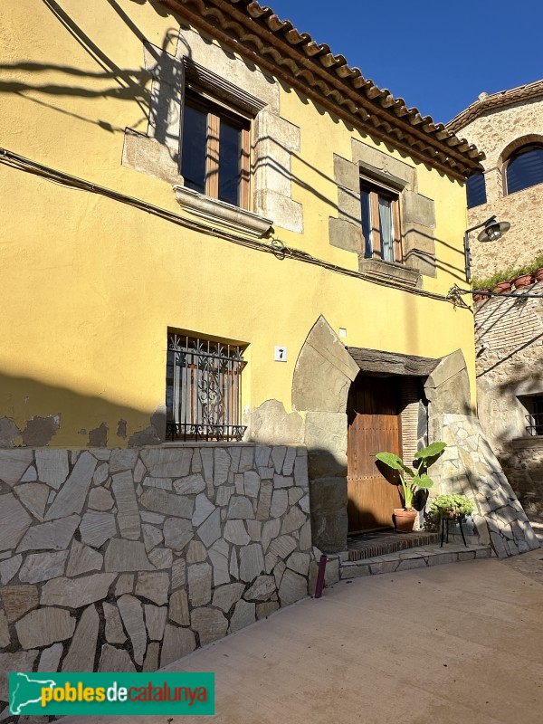 Viladasens - Casa al carrer Sant Vicenç, 7