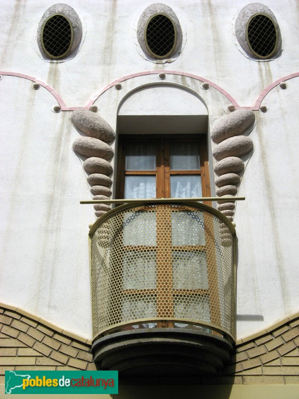 Terrassa - Cases neomodernistes