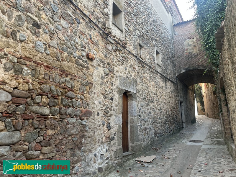 Cervià de Ter - Muralla