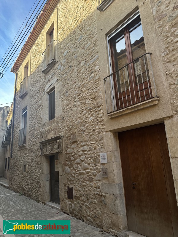 Cervià de Ter - Antic hospital