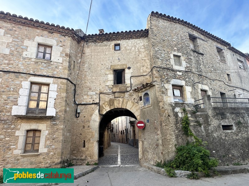 Cervià de Ter - Carrer de l'Hospital