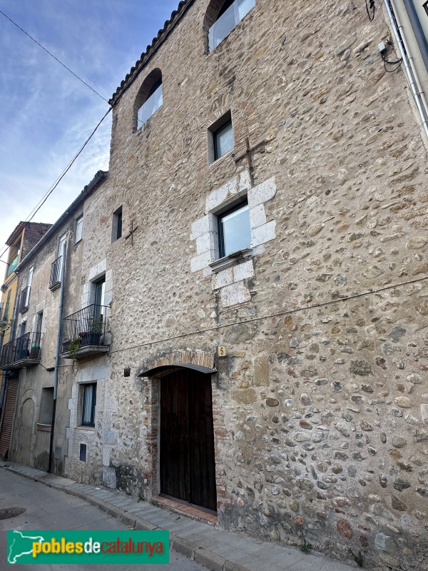 Cervià de Ter - Carrer de l'Hospital