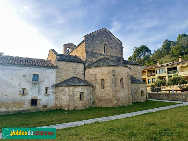 Cervià de Ter - Monestir de Santa Maria. Església