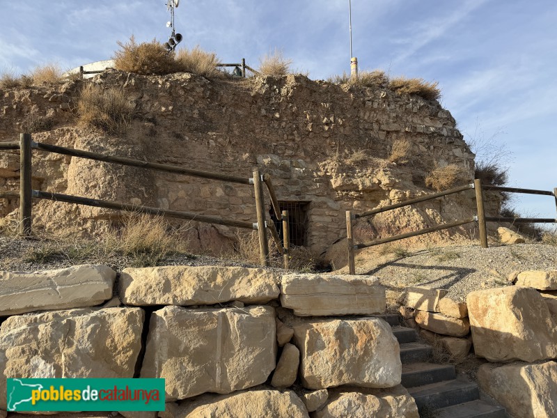 Sunyer - Restes del castell de Sunyer