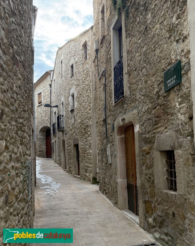 Celrà - Carrer de les Roques