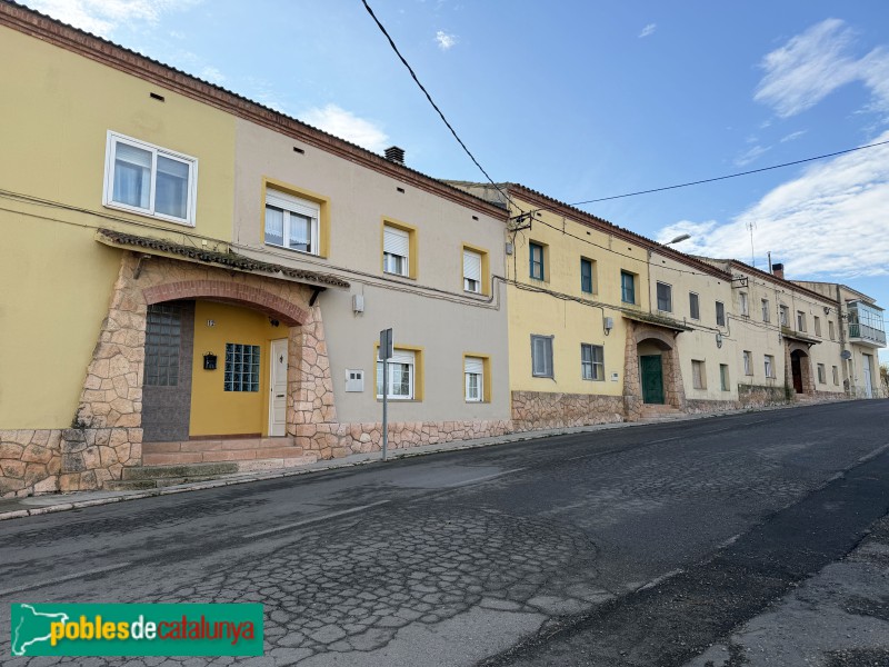 Rosselló - Habitatges de la Colònia tèxtil d'Alcanís