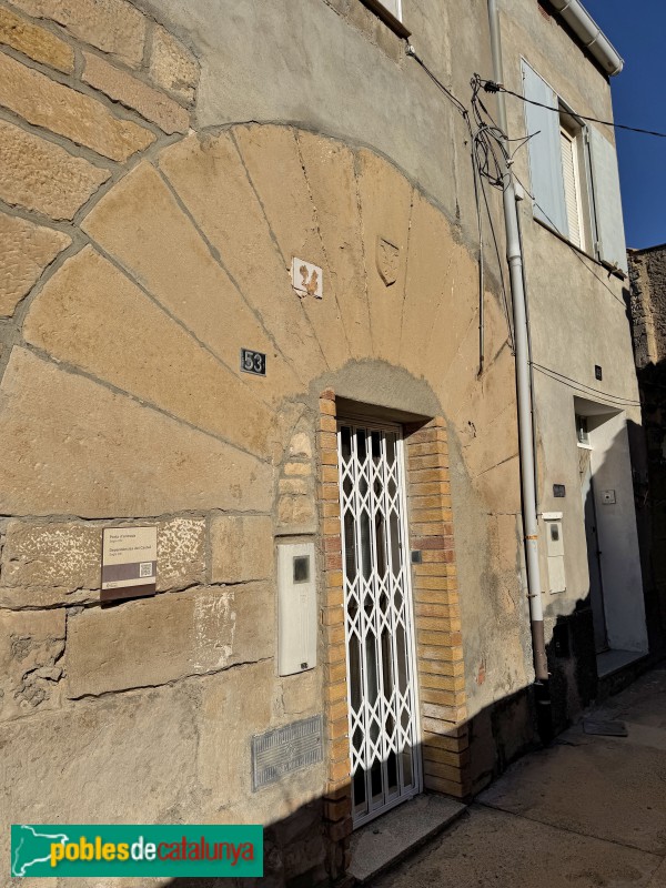 Maials - Porta del castell