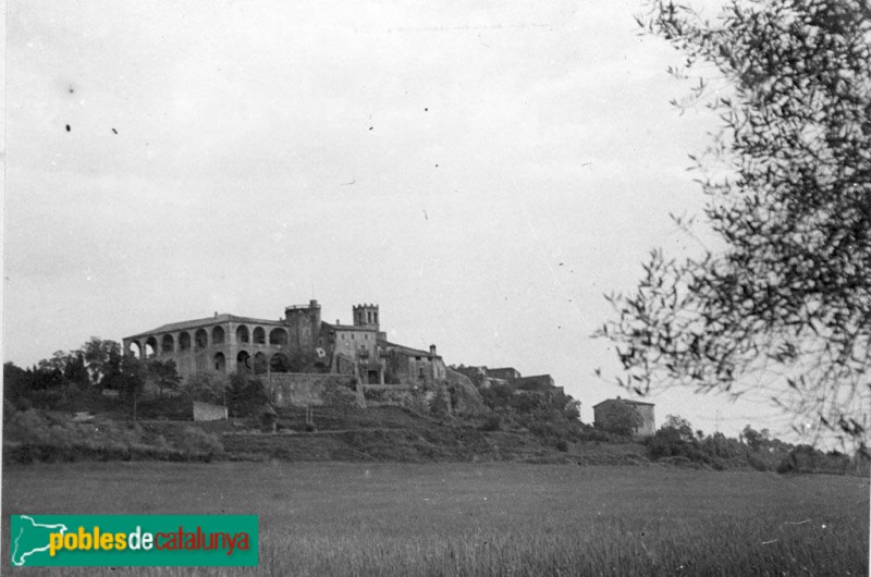 Sant Julià de Ramis - Castell de Medinyà (Foto: Anònima - Arxiu Centre Excursionista de Catalunya-, 1919) Sant Julià de Ramis - Castell de Medinyà