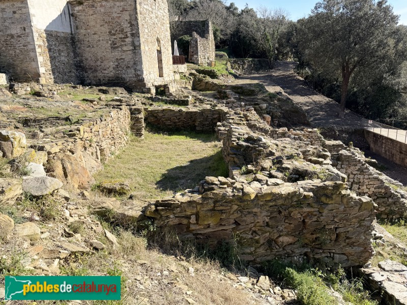 Sant Julià de Ramis - Restes d'un poblat altmedieval (Foto: Albert Esteves, 2026) Sant Julià de Ramis - Restes d'un poblat altmedieval