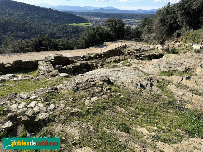 Sant Julià de Ramis - Restes d'un poblat altmedieval (Foto: Albert Esteves, 2026) Sant Julià de Ramis - Restes d'un poblat altmedieval