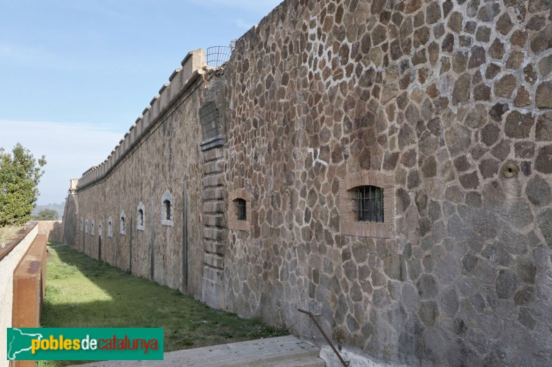 Castell de Sant Julià de Ramis (Foto: Raül Costal -invarquit.cultura.gencat.cat-, 2023) Castell de Sant Julià de Ramis