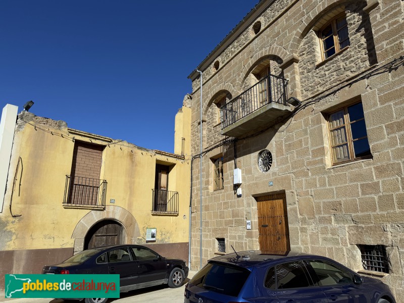 Soses - Cal Massot i casa Montull