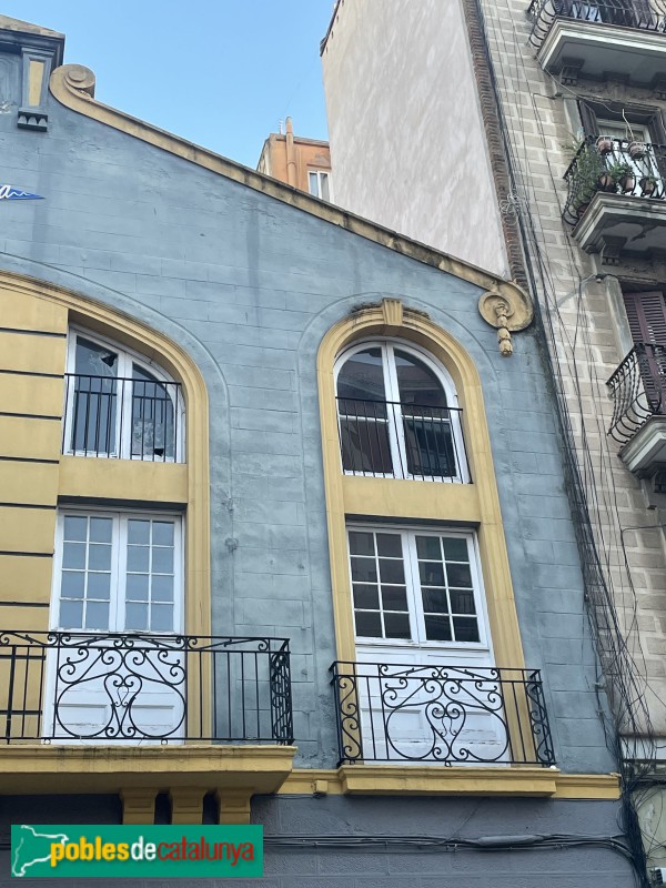 Barcelona - Nou de la Rambla, 145