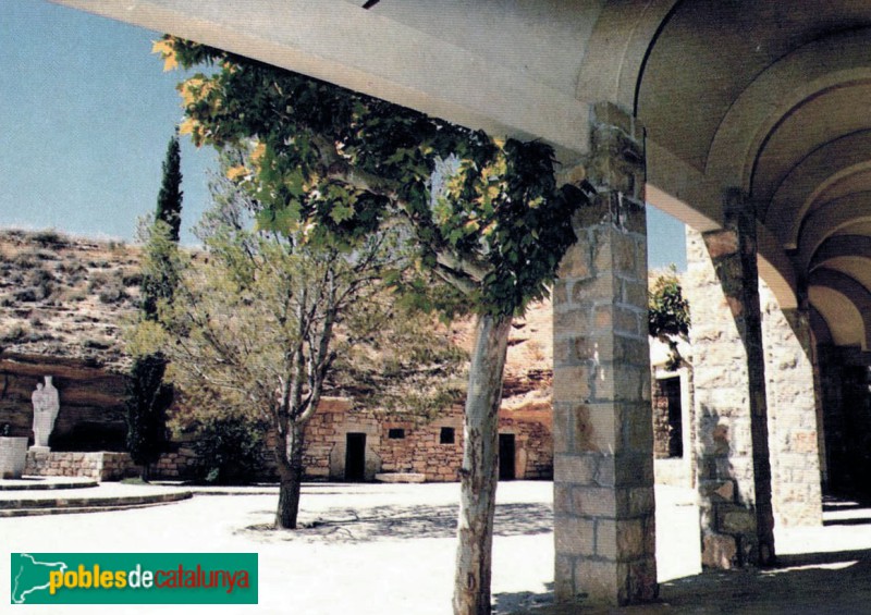 Aitona - Cova del Pare Palau