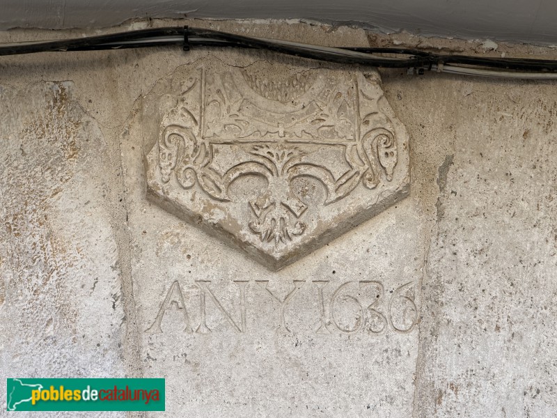 Aitona - Portal de 1636. Detall