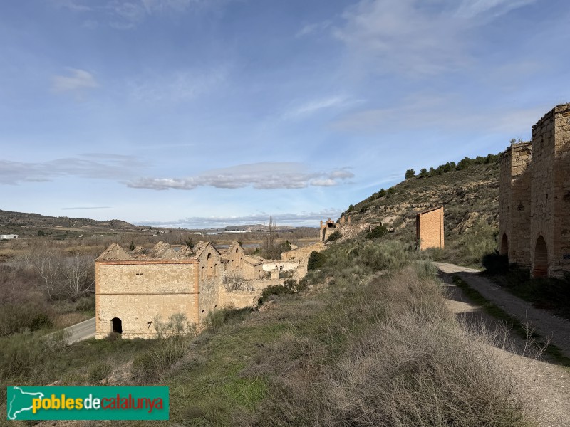 La Granja d'Escarp - Conjunt de la fàbrica de ciment