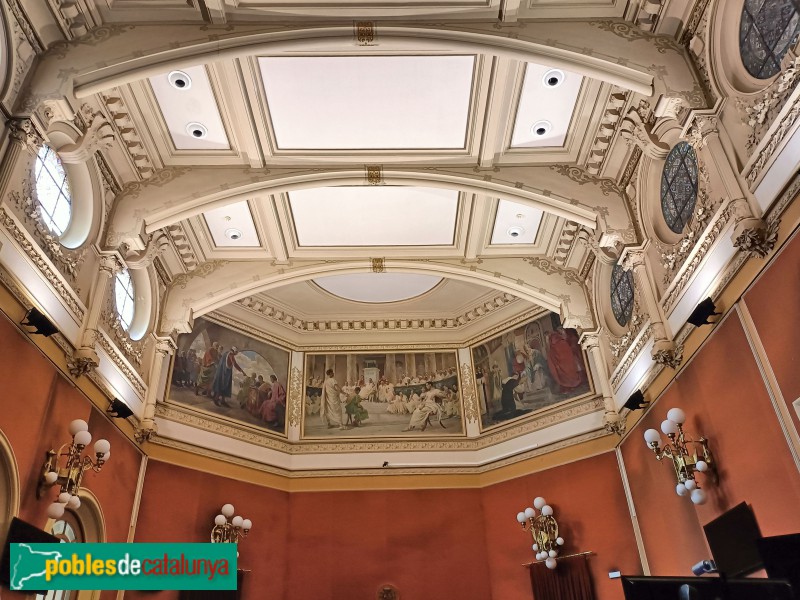 Barcelona - Palau de Justícia. Antiga Sala Primera. Pintures d'Enrique Simonet