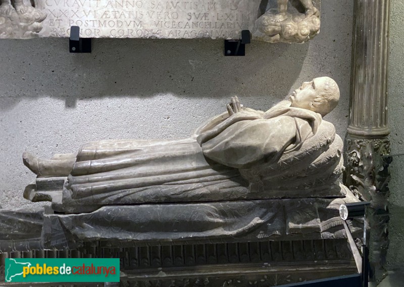 Barcelona - Museu Diocesà. Sepulcre de Jeroni Descoll i Oliva (1536), procedent de l'església de Sant Miquel