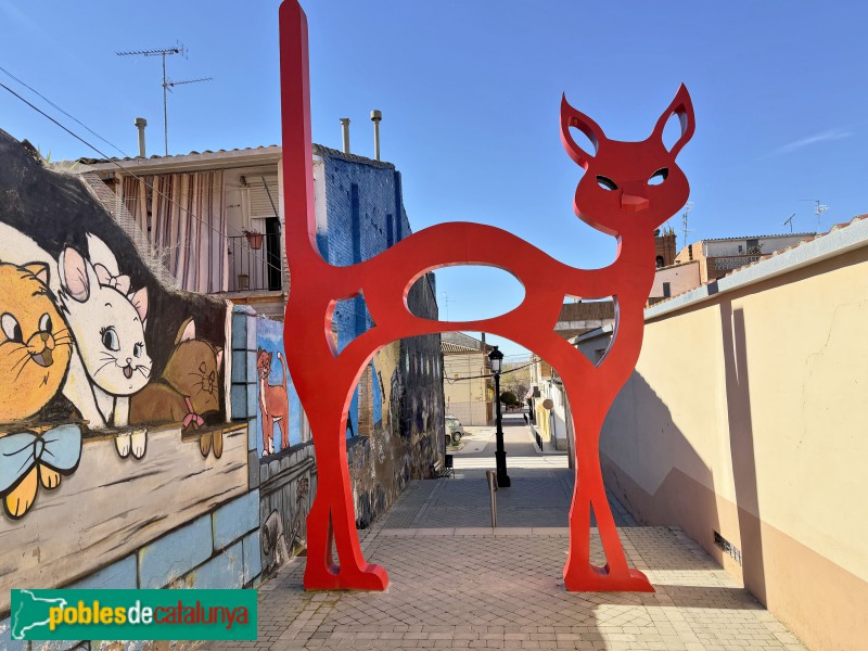 Almacelles - Escultura <i>Gat Vermell</i>