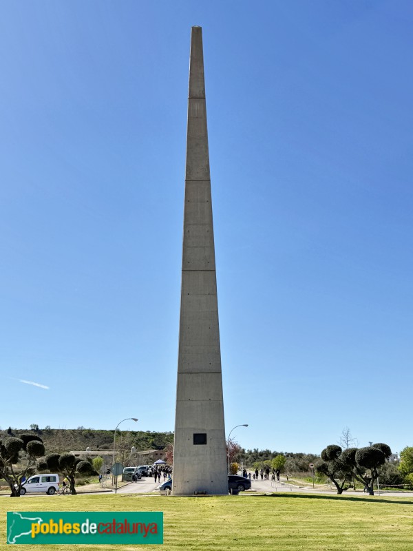 Almacelles - Obelisc