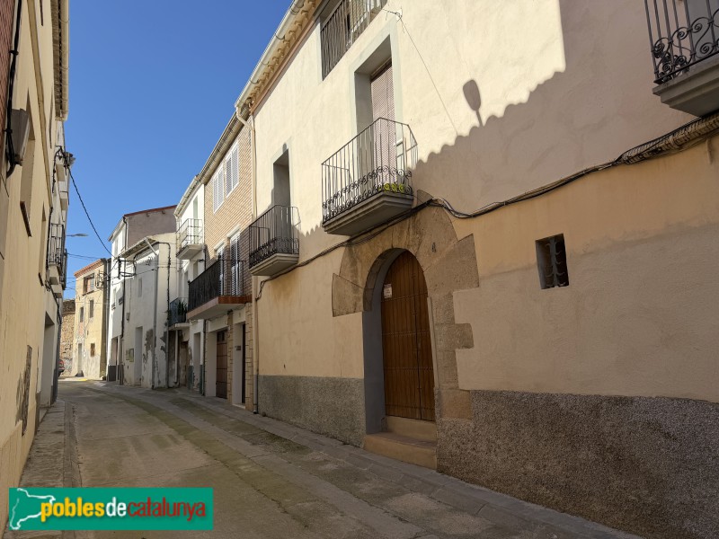 Els Alamús - Carrer Major