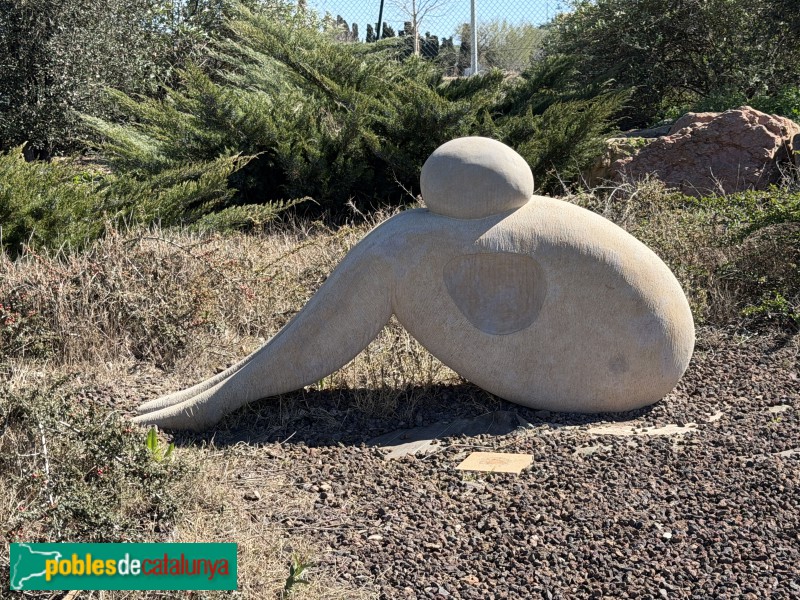 Almacelles - Parc Escultòric ALMA. <i>Dona</i> (Pedro Albejano)
