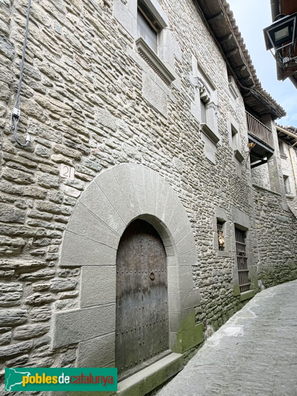 Rupit - Can Gori i Can Banús