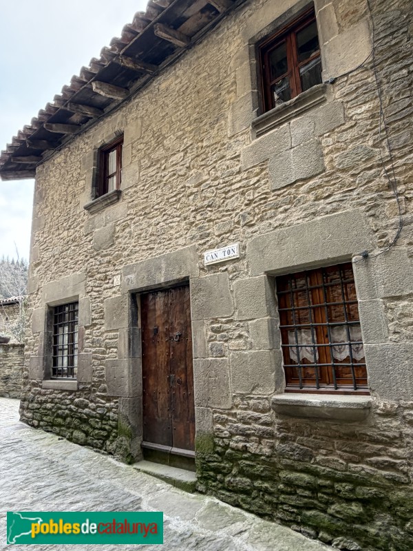 Rupit - Carrer del Fossar, 26 -Can Ton,1614-