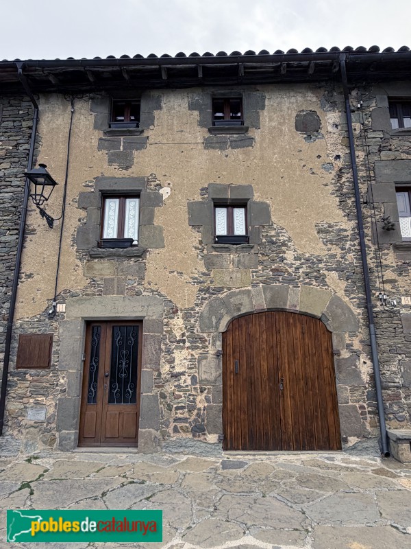 Rupit - Carrer del Coll del Castell