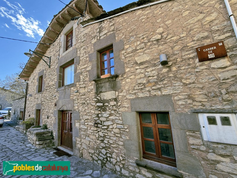 Tavertet - Carrer de Dalt. Cal Pelat