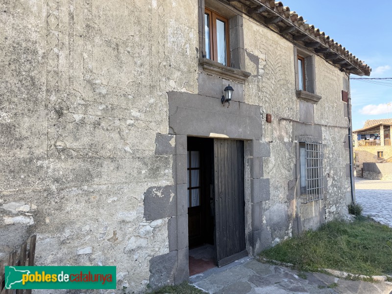 Tavertet - Carrer de Baix. Cal Cabré (Can Marc)