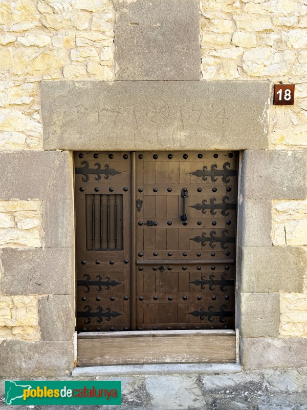 Tavertet - Carrer de Baix. Can Mariano