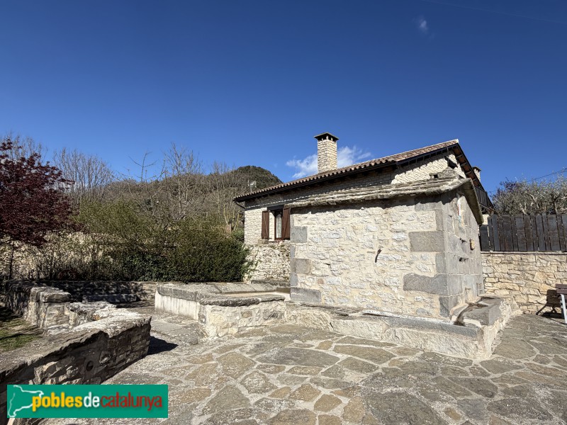 Tavertet - Font i safareig de Tavertet