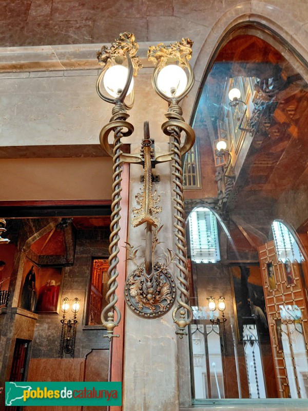 Barcelona - Palau Güell. Sala dels passos perduts