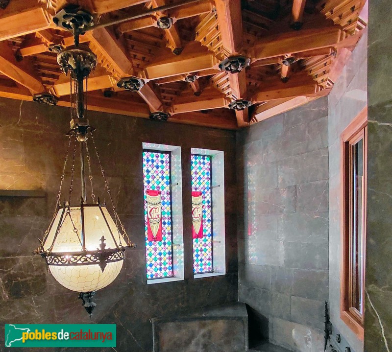 Barcelona - Palau Güell. Vestíbul