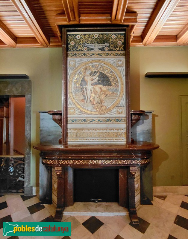 Barcelona - Palau Güell. Llar de foc -Camil Oliveres-