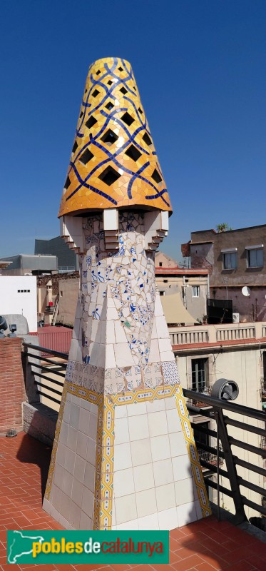 Barcelona - Palau Güell. Xemeneia