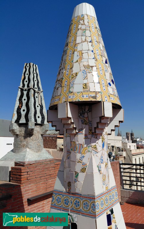 Barcelona - Palau Güell. Xemeneies