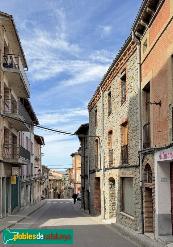 L'Esquirol - Carrer Major (Foto: Albert Esteves, 2026) L'Esquirol - Carrer Major