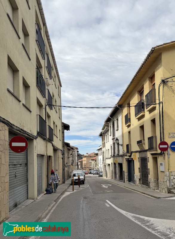 L'Esquirol - Carrer Major (Foto: Albert Esteves, 2026) L'Esquirol - Carrer Major